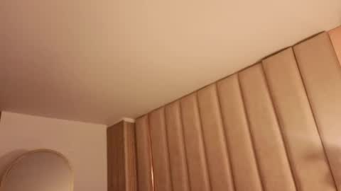 Snapshot of iamnyxy_ chatting on March 18, 2026, 11:35 am Nyxy online show from March 18, 2026, 11:35 am