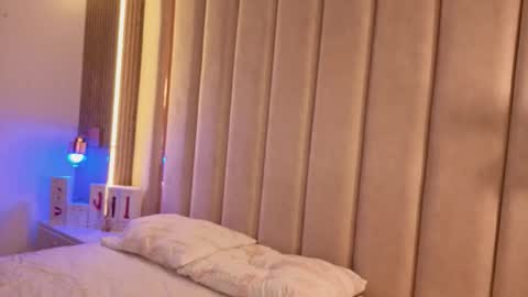 Snapshot of iamnyxy_ chatting on March 24, 2026, 10:53 am Nyxy online show from March 24, 2026, 10:53 am