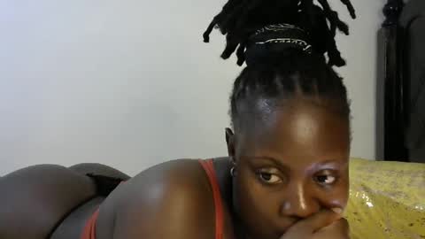 iampolca online show from January 13, 2025, 7:42 pm