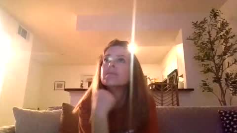 Snapshot of iampoppyy chatting on November 16, 2025, 1:33 am iampoppyy online show from November 16, 2025, 1:33 am
