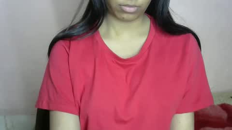 iamHotTaara online show from December 26, 2024, 5:30 pm
