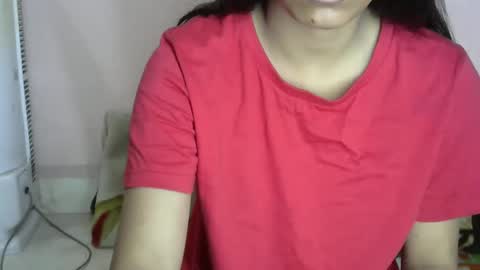 iamHotTaara online show from December 28, 2024, 10:14 am