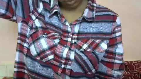 iamHotTaara online show from January 24, 2025, 9:49 am
