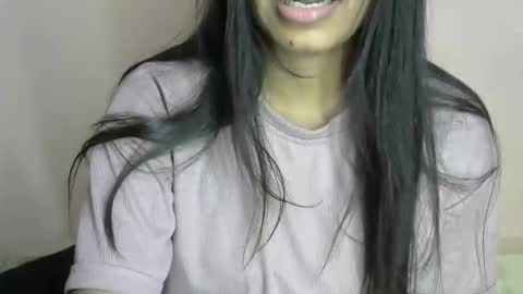 iamHotTaara online show from January 28, 2025, 5:56 pm