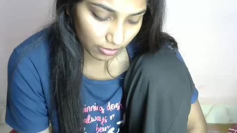 iamHotTaara online show from January 29, 2025, 2:21 pm