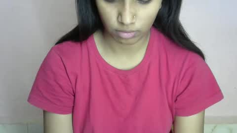 iamHotTaara online show from February 9, 2025, 3:53 am