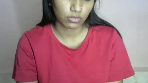 iamHotTaara online show from March 11, 2025, 3:34 pm