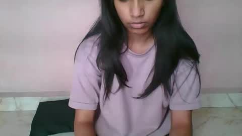 iamHotTaara online show from September 9, 2025, 4:56 am