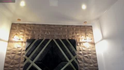 IAN CASTILLO online show from February 9, 2026, 11:14 am