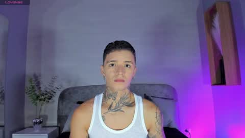 IAN CASTILLO online show from June 13, 2026, 11:08 am