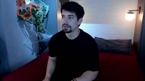 Snapshot of ian_davis chatting on October 30, 2025, 11:33 am Ian Davis online show from October 30, 2025, 11:33 am