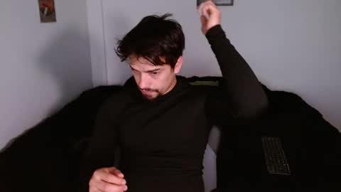 Snapshot of ian_davis chatting on November 12, 2025, 12:16 pm Ian Davis online show from November 12, 2025, 12:16 pm