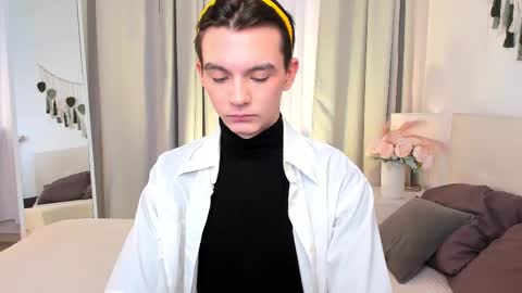 ian online show from March 16, 2026, 5:44 am