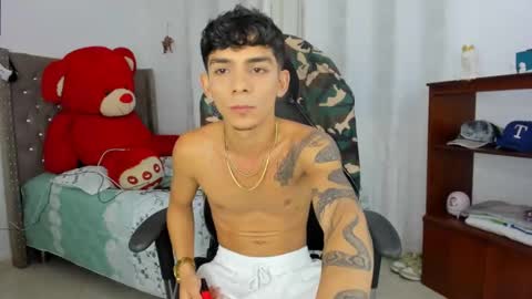 Ian Snake online show from February 10, 2026, 2:15 am