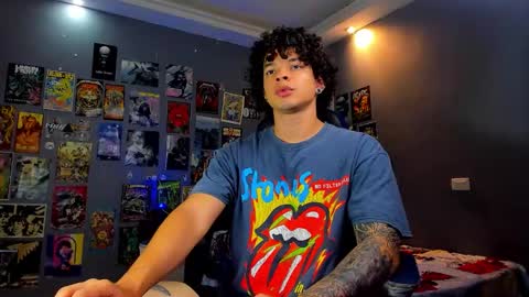 Snapshot of ian_versace chatting on September 29, 2025, 2:33 pm Andres online show from September 29, 2025, 2:33 pm