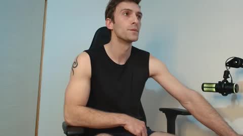 Snapshot of ianandersson27 chatting on April 12, 2026, 8:58 pm Ian Andersson online show from April 12, 2026, 8:58 pm