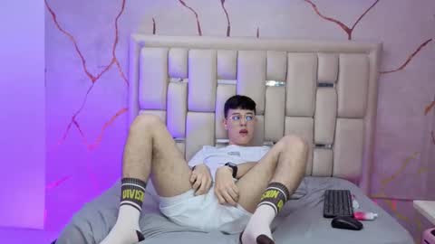 Ian  online show from March 10, 2026, 8:36 pm