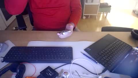 iandy12 online show from November 27, 2025, 10:23 pm