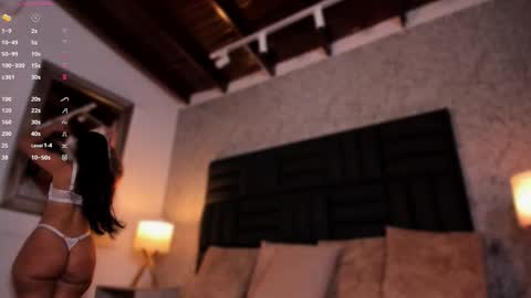 I A R A   online show from October 18, 2025, 12:17 pm