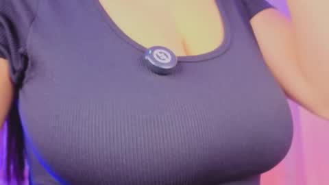  iara smith  online show from February 12, 2026, 11:38 am