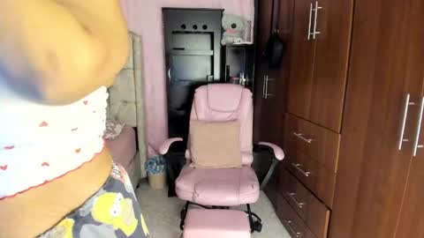 Daniela online show from September 26, 2025, 5:44 am