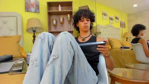 Snapshot of ibratxandy chatting on October 20, 2025, 9:15 pm ibratxandy online show from October 20, 2025, 9:15 pm