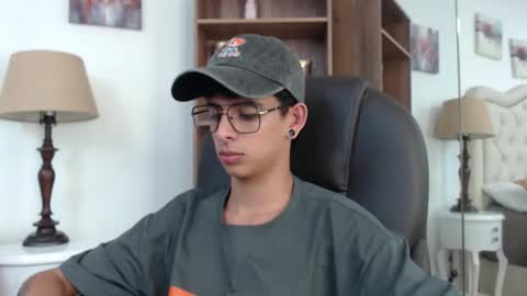 ibratxandy online show from May 4, 2026, 6:59 pm