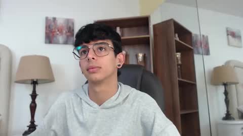 ibratxandy online show from May 7, 2026, 11:48 am