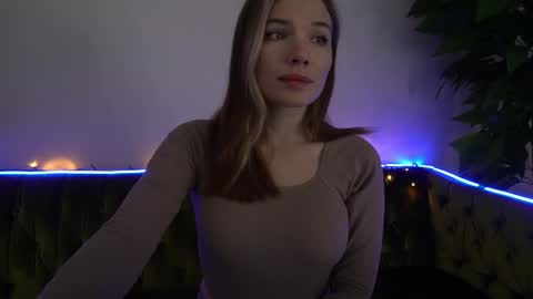 Snapshot of icedanielles chatting on February 10, 2025, 9:25 am Danielle online show from February 10, 2025, 9:25 am