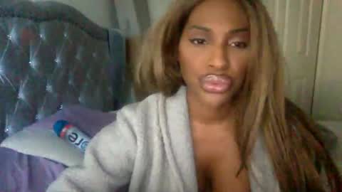 Snapshot of icedcoffeex chatting on February 5, 2025, 12:20 am icedcoffeex online show from February 5, 2025, 12:20 am