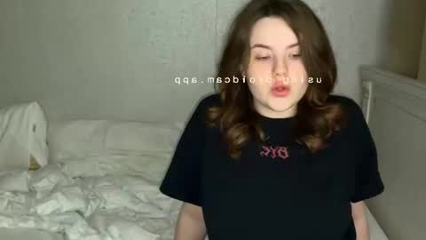 Snapshot of iceeheart chatting on October 10, 2025, 8:30 pm Ksenia online show from October 10, 2025, 8:30 pm