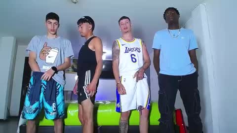 Snapshot of icevermilk chatting on September 26, 2025, 1:15 pm THOMAS AND DAMIAND online show from September 26, 2025, 1:15 pm