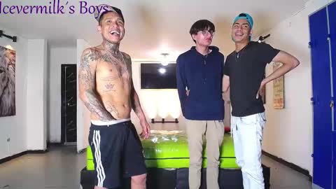 THOMAS AND DAMIAND online show from February 2, 2026, 2:16 pm