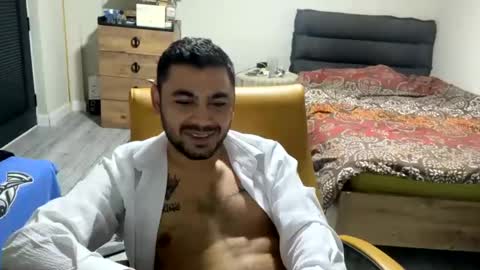iceytheprime online show from December 4, 2024, 8:07 pm