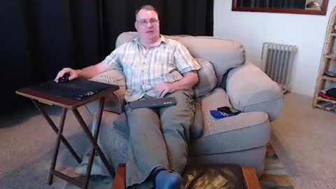 Christopher online show from March 1, 2025, 1:11 am