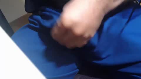 icky_thumps online show from December 30, 2024, 5:04 am