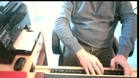Snapshot of icumalot4you chatting on May 20, 2026, 8:42 am icumalot4you online show from May 20, 2026, 8:42 am