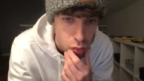 icyninesix online show from December 20, 2024, 7:39 pm