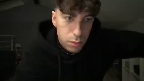 icyninesix online show from January 9, 2025, 4:52 am