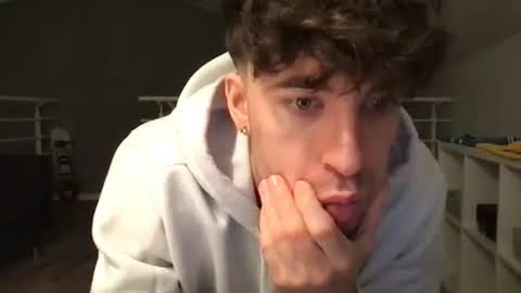 icyninesix online show from January 9, 2025, 10:41 pm