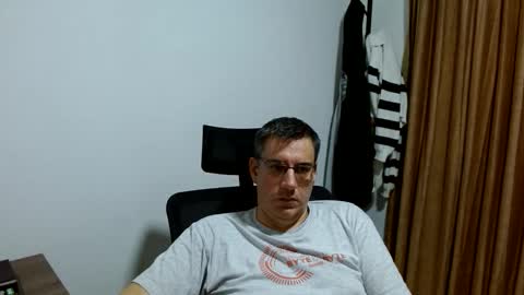 Snapshot of idjones78 chatting on May 12, 2026, 3:36 am idjones78 online show from May 12, 2026, 3:36 am