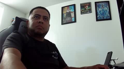 idoyourmom online show from October 31, 2025, 10:55 pm