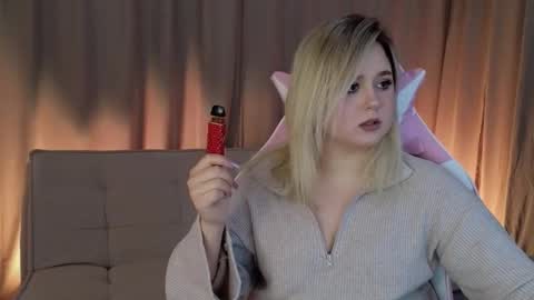 Iga online show from February 11, 2026, 2:00 pm