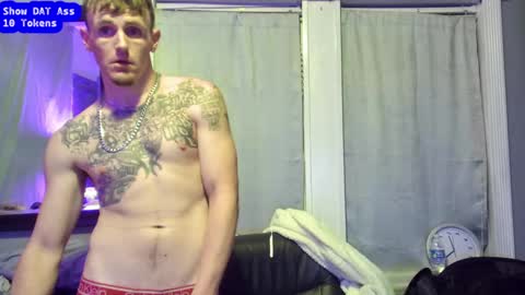 Amiri Roue online show from December 23, 2024, 4:12 am