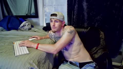 Amiri Roue online show from January 19, 2025, 1:22 pm