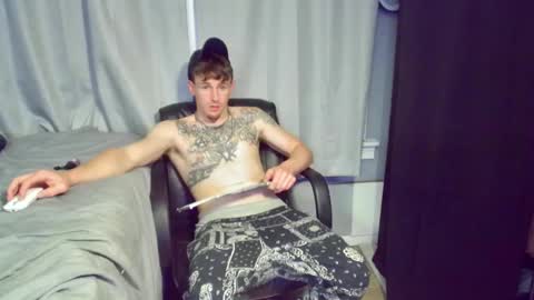 Amiri Roue online show from February 3, 2025, 11:36 pm