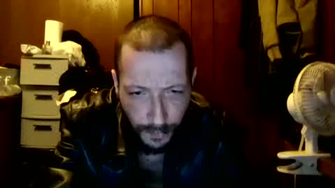 Snapshot of iggy617 chatting on June 17, 2026, 11:45 am iggy617 online show from June 17, 2026, 11:45 am
