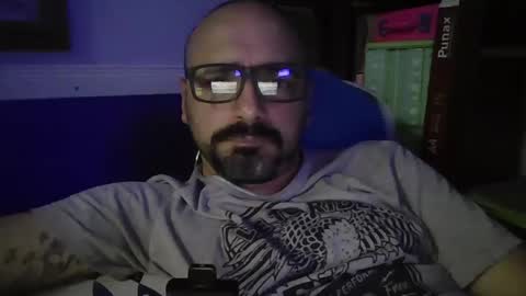 igorargen4 online show from October 11, 2025, 12:54 am