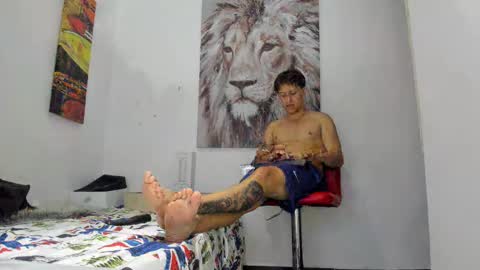 Snapshot of iham_28 chatting on February 13, 2025, 2:34 am Iham online show from February 13, 2025, 2:34 am