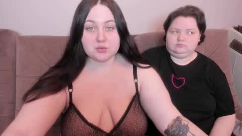Snapshot of ihaveasecret_ chatting on March 1, 2025, 11:17 am Alice online show from March 1, 2025, 11:17 am